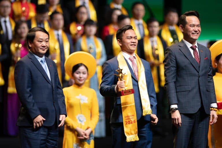 TOP 100 SAO VÀNG ĐẤT VIỆT DÀNH CHO BIWASE ION GOLD