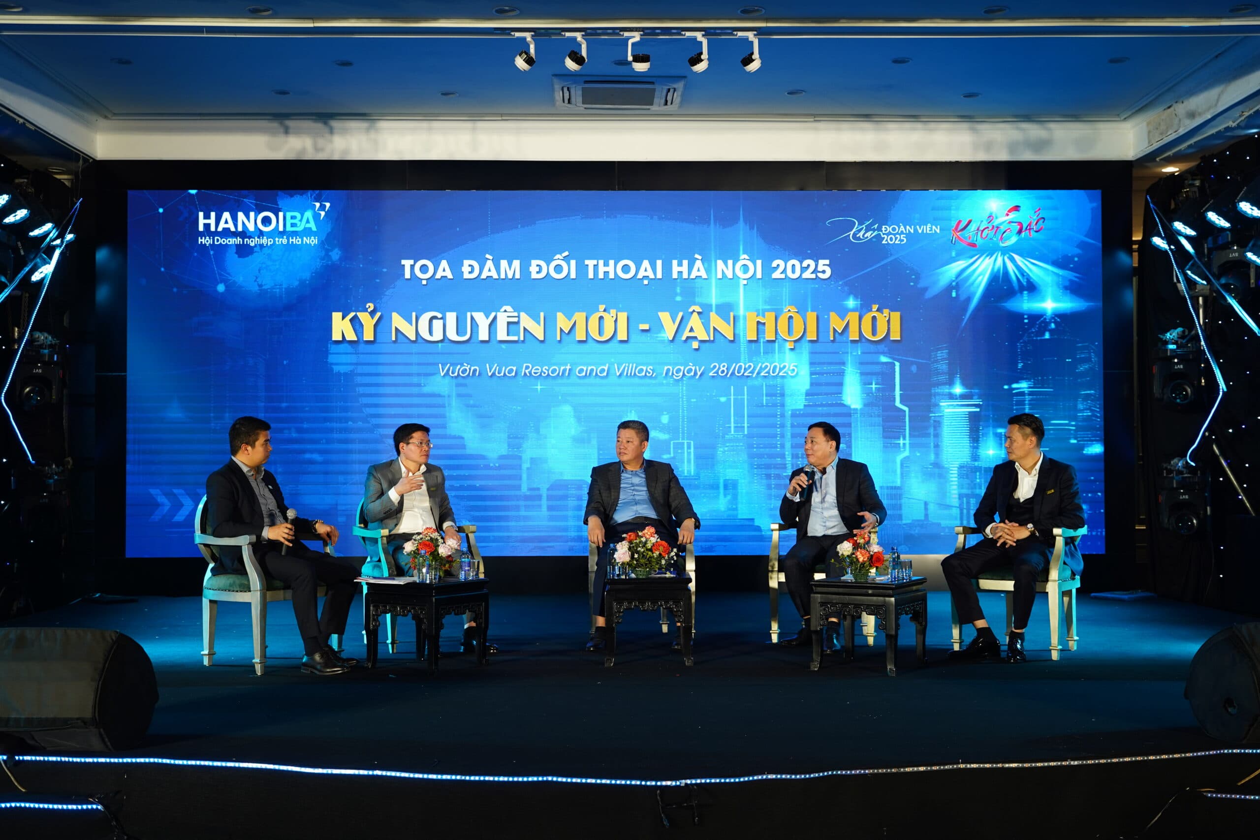 THÁO GỠ NHIỀU NÚT THẮT CHO DOANH NHÂN, DOANH NGHIỆP THỦ ĐÔ THỜI KỲ MỚI THÔNG QUA TỌA ĐÀM ĐỐI THOẠI HÀ NỘI 2025: “KỶ NGUYÊN MỚI – VẬN HỘI MỚI”