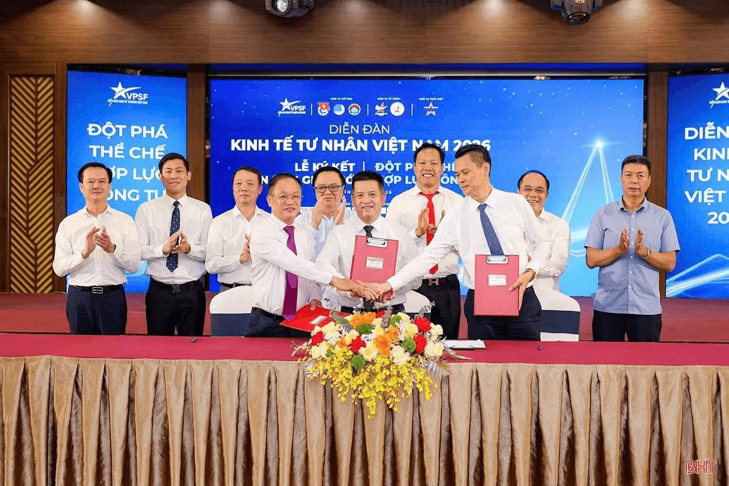 CLB Sao Vàng Đất Việt ký kết hợp tác chiến lược tại Diễn đàn Kinh tế tư nhân tỉnh Hà Tĩnh 2026