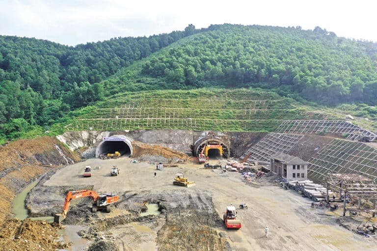 Áp lực giải ngân vốn đầu tư công năm 2023