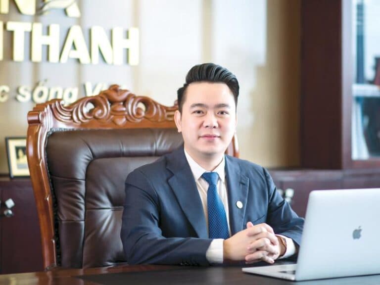 A. Nguyễn Duy Chính