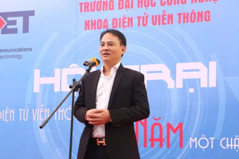 A. Nguyễn Khoa Bảo