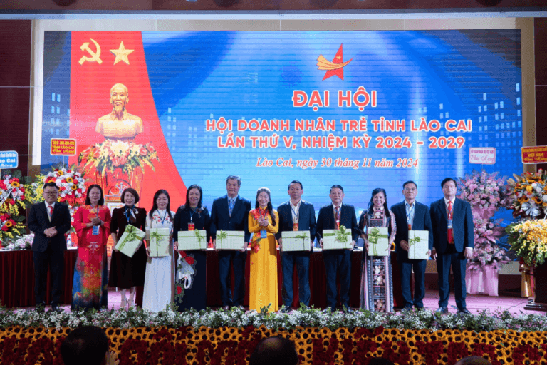 CLB SAO VÀNG ĐẤT VIỆT DỰ VÀ CHÚC MỪNG ĐẠI HỘI HỘI DOANH NHÂN TRẺ TỈNH LÀO CAI LẦN THỨ V, NHIỆM KỲ 2024 2029
