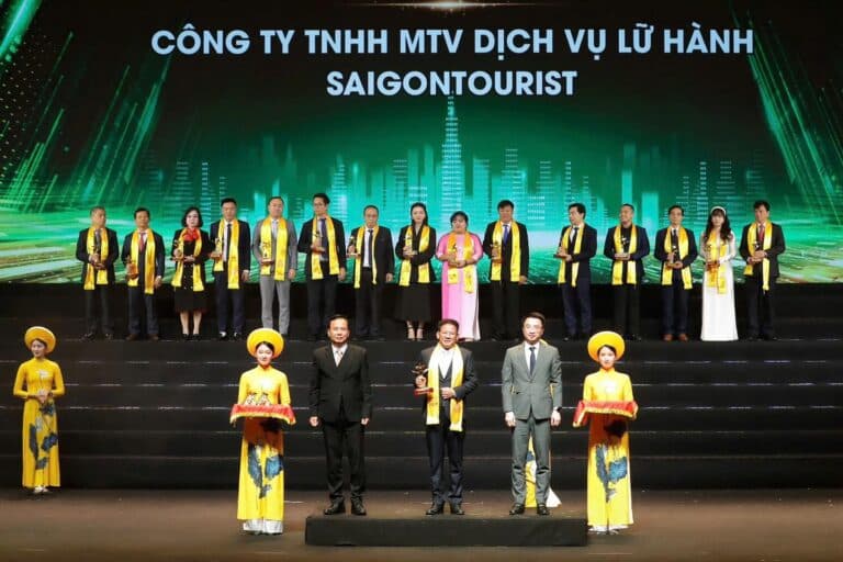 SAIGONTOURIST TOẢ SÁNG TẠI GIẢI THƯỞNG SAO VÀNG ĐẤT VIỆT 2024