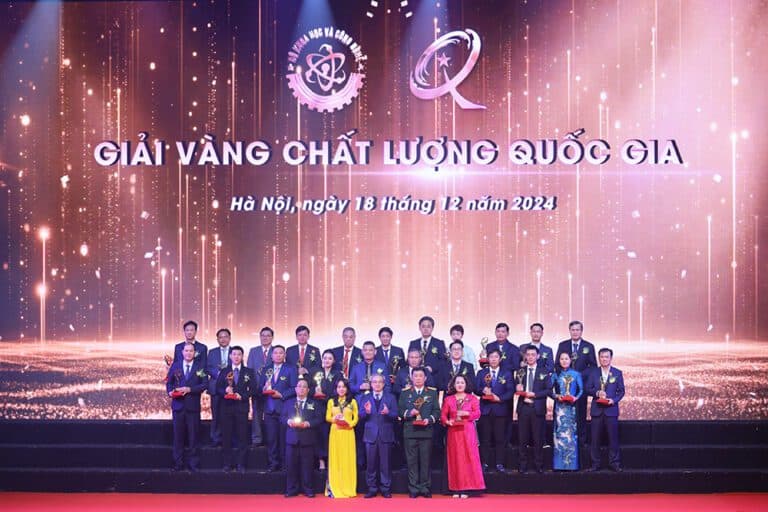 BƯU ĐIỆN VIỆT NAM NHẬN GIẢI VÀNG CHẤT LƯỢNG QUỐC